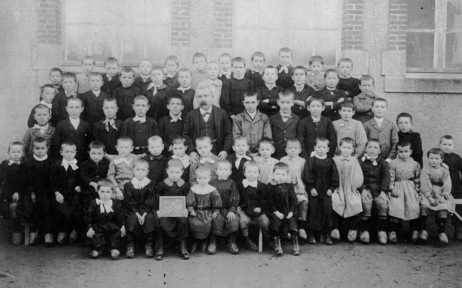 Ecole garçon 1904